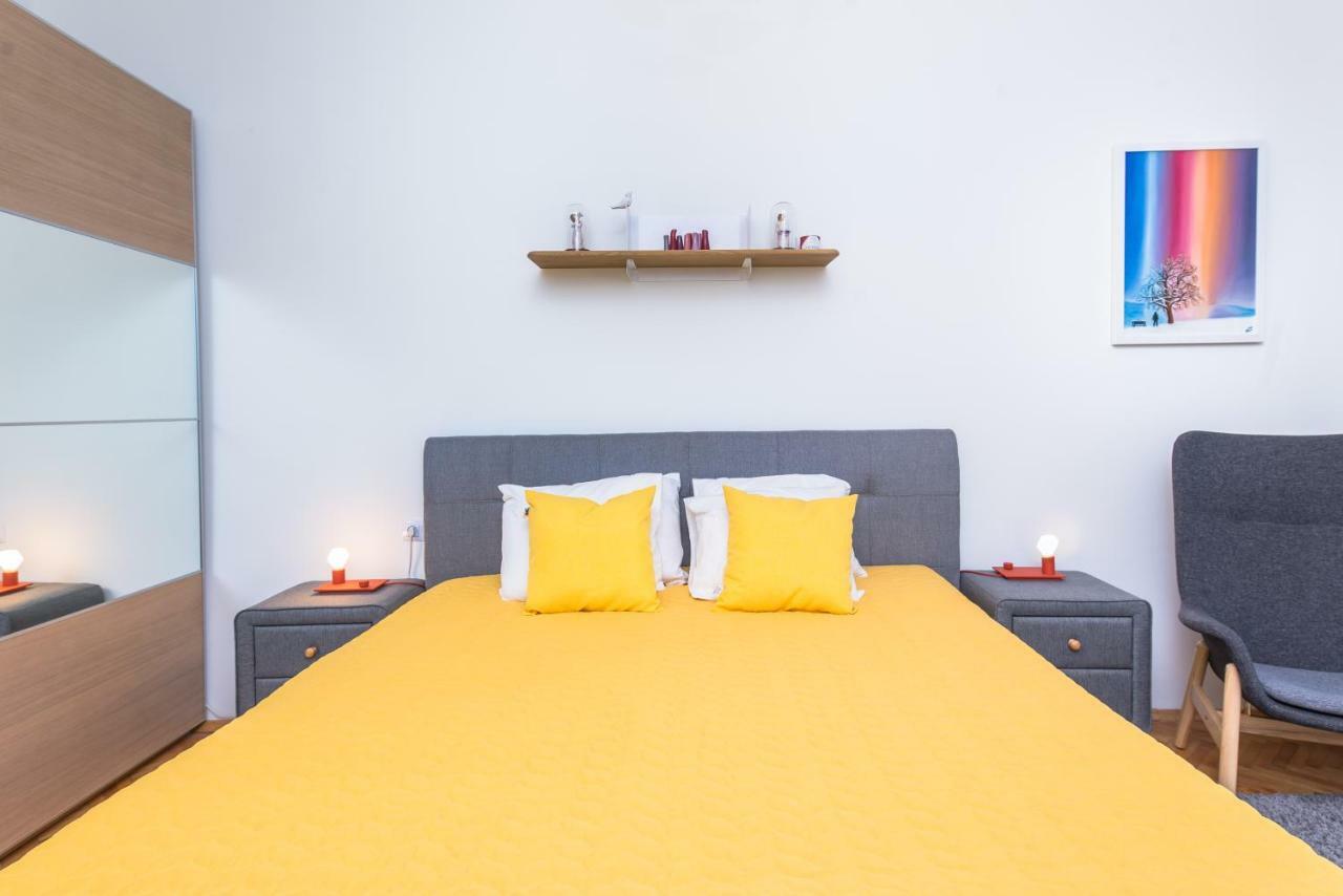 Designer & Luxurious, Business, One Bedroom Apartment In Top Central Sofia By Flat Mаnager エクステリア 写真