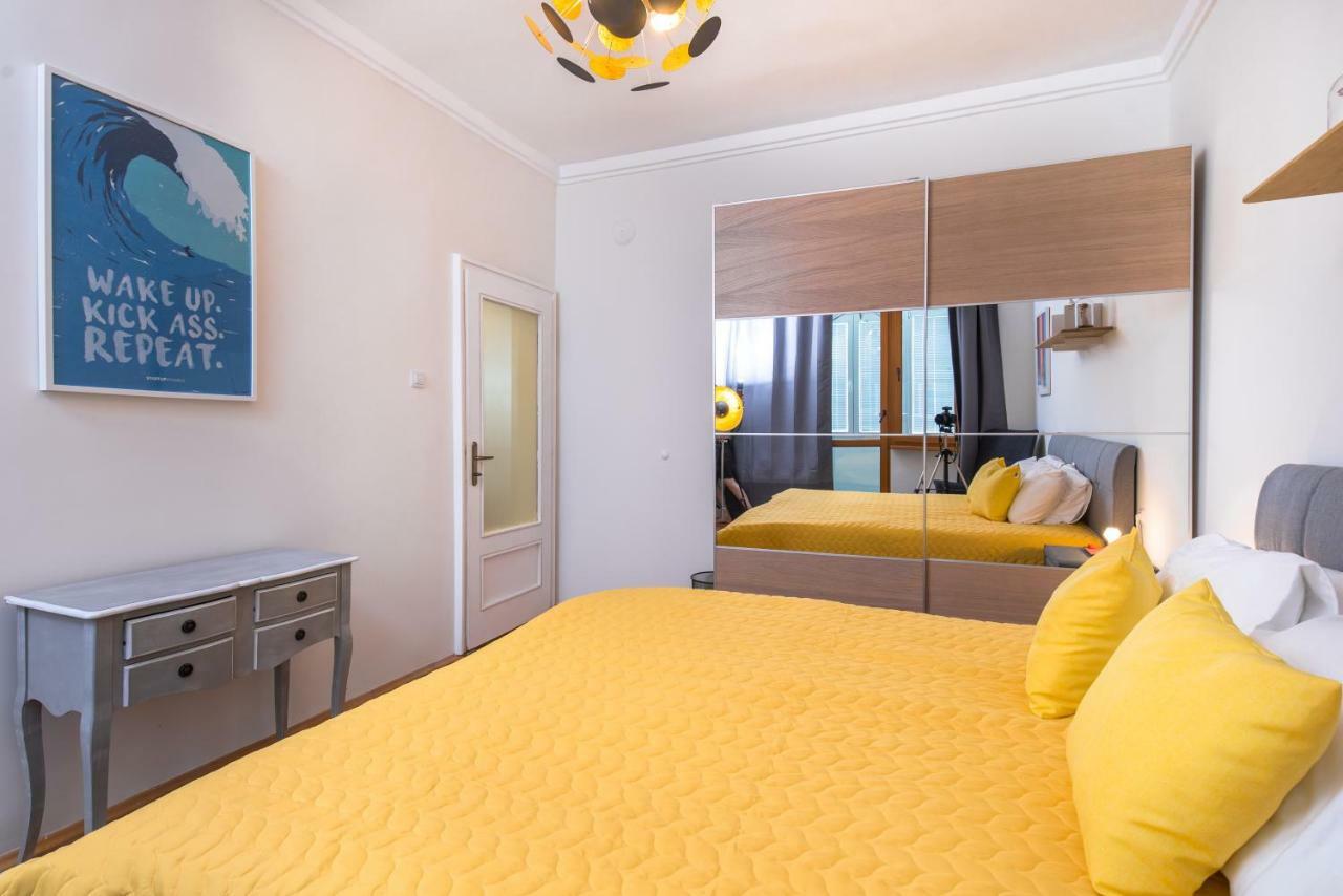 Designer & Luxurious, Business, One Bedroom Apartment In Top Central Sofia By Flat Mаnager エクステリア 写真